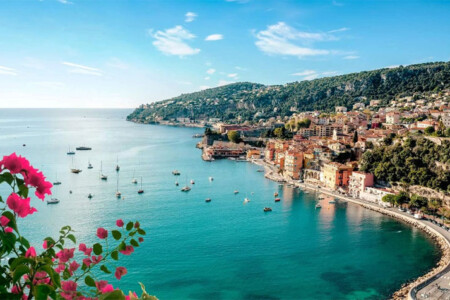 9-Reasons-to-Travel-to-the-Southern-Coast-of-France