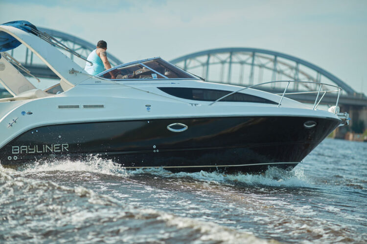yacht Bayliner 285 2