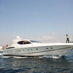 yacht Leopard 24 Cannes 1