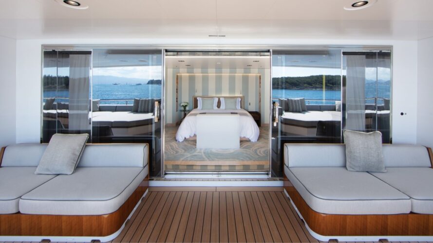 Yacht de luxe PLANET NINE Côte d'Azur 1