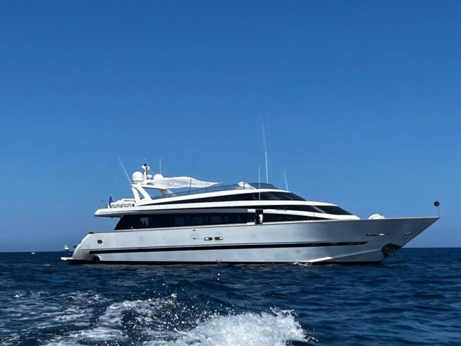 Mondomarine 30 M Cannes 1