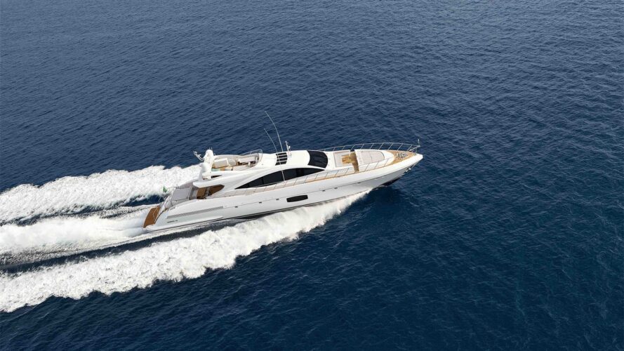 Yacht IARY Mangusta 110 Cannes 1