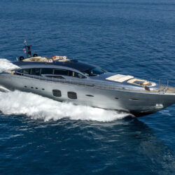 yacht Pershing 108 Levantine 2 Cannes 1