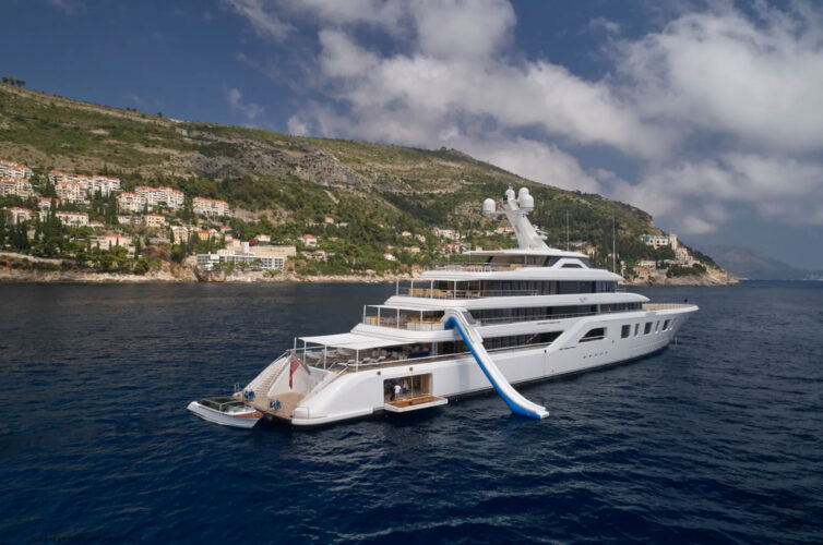 Aquarius yacht charter French Riviera 3