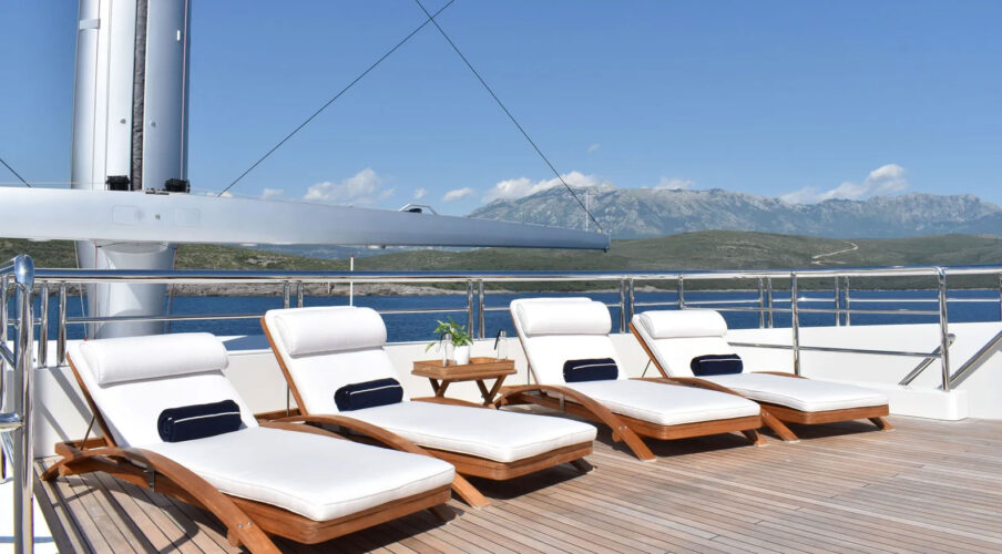 Black Pearl yacht charter French Riviera 11