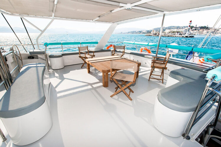 CAT 120 Cannes 12
