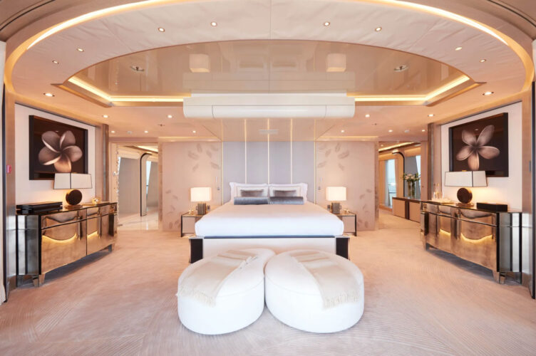 Dar yacht charter French Riviera 17