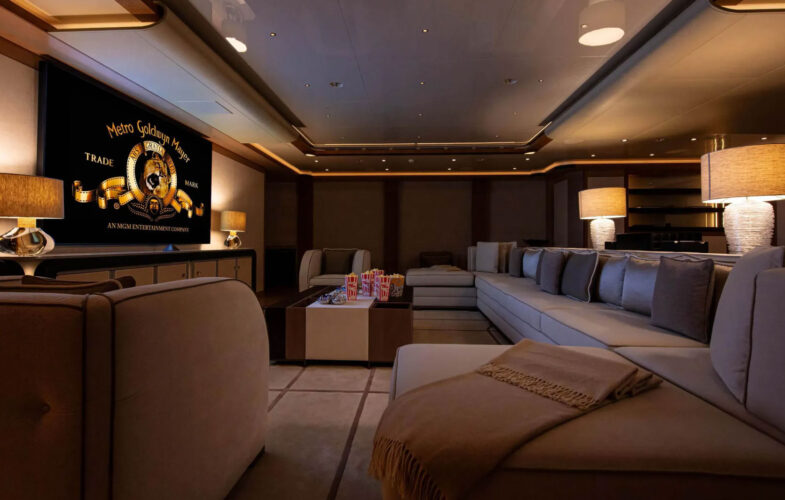Dar yacht charter French Riviera 20