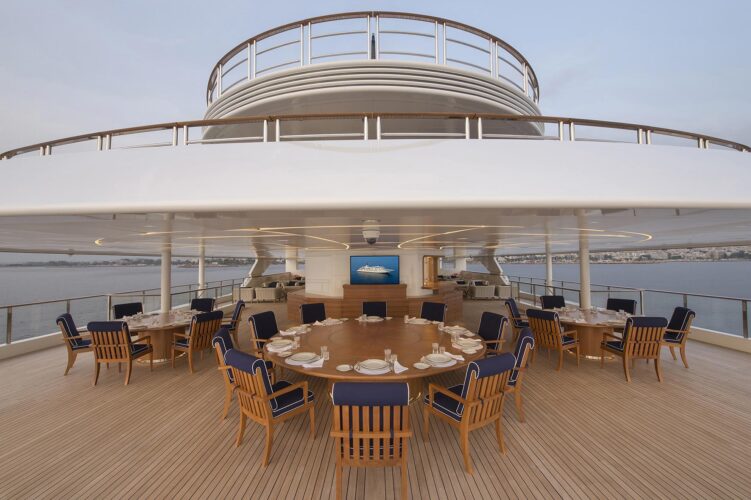 Dream yacht charter French Riviera 10