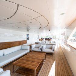 Dream yacht charter French Riviera 9