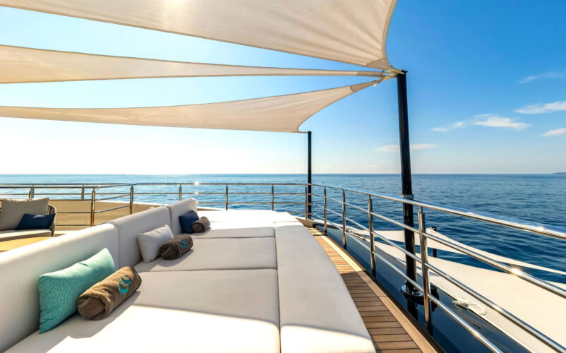 Location de yacht Eternal Spark Côte d'Azur 30