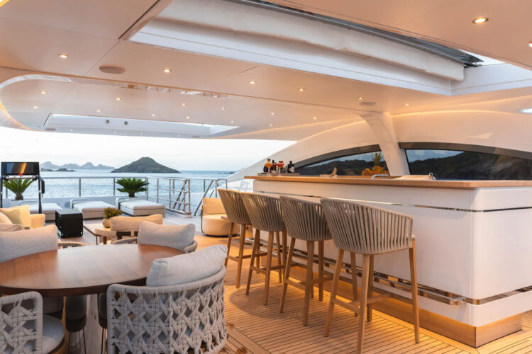 Fantasea yacht charter French Riviera 16