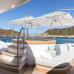 Fantasea yacht charter French Riviera 18