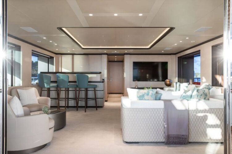 Fantasea yacht charter French Riviera 23