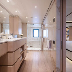 Fantasea yacht charter French Riviera 29