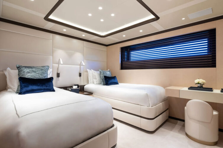 Fantasea yacht charter French Riviera 31