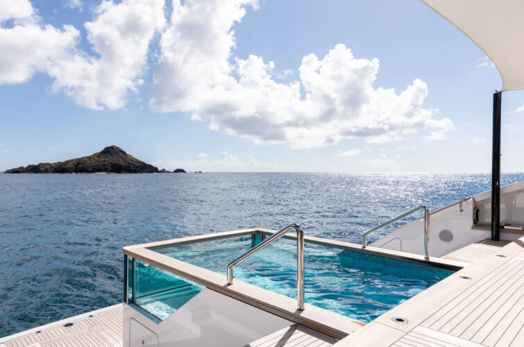 Fantasea yacht charter French Riviera 7