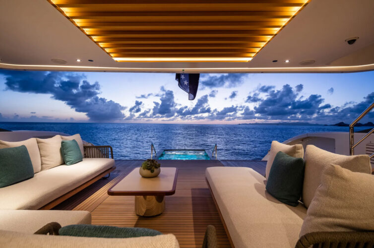 Fantasea yacht charter French Riviera 8