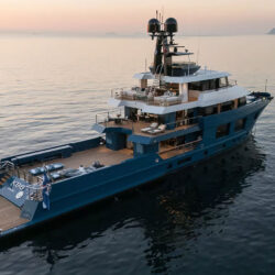 Location de yacht King Benji Côte d'Azur 11