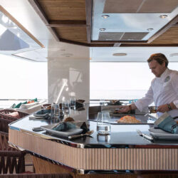 Location de yacht King Benji Côte d'Azur 21