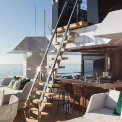 Location de yacht King Benji Côte d'Azur 23
