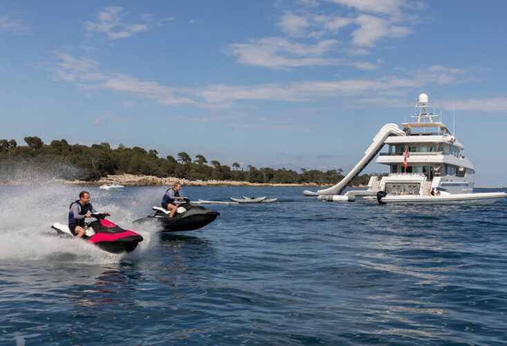 La Tania yacht charter French Riviera 21