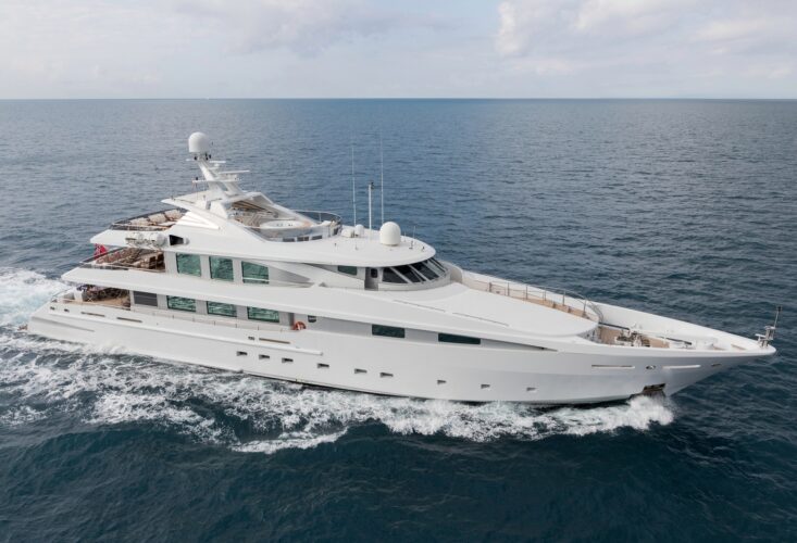 La Tania yacht charter French Riviera 25