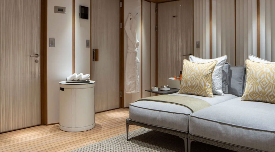 MOSKITO yacht charter French Riviera 17