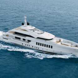 MOSKITO yacht charter French Riviera 26