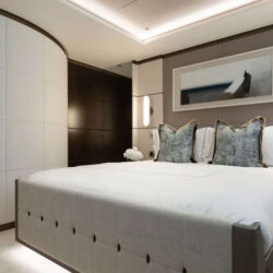 MOSKITO yacht charter French Riviera 35
