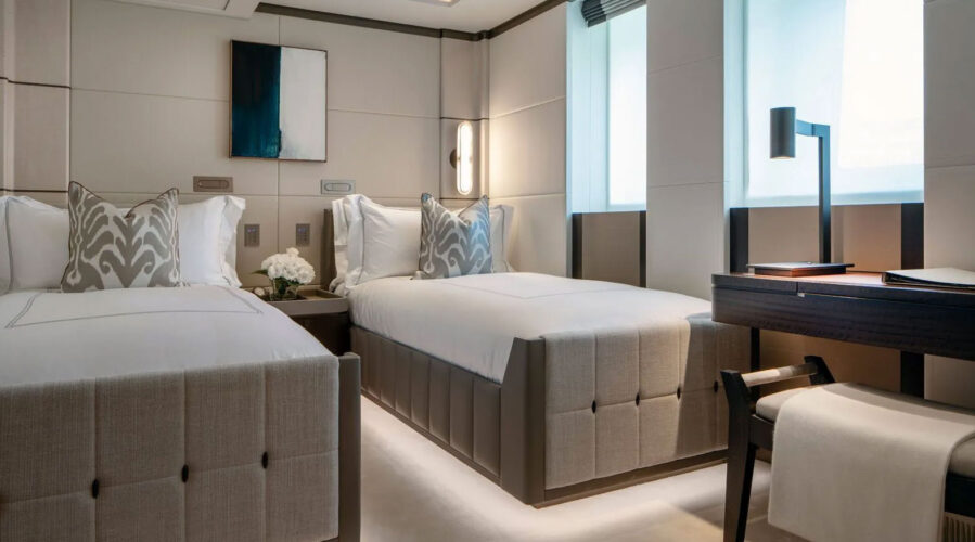 MOSKITO yacht charter French Riviera 36