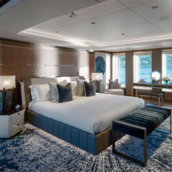 MOSKITO yacht charter French Riviera 37