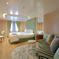 Moonlight II yacht charter French Riviera 10