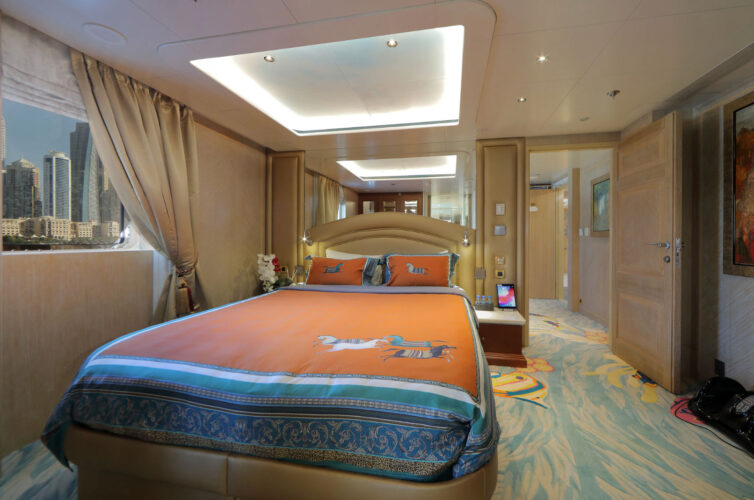 Moonlight II yacht charter French Riviera 12
