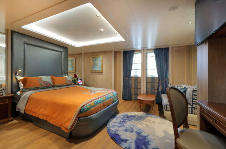 Moonlight II yacht charter French Riviera 16