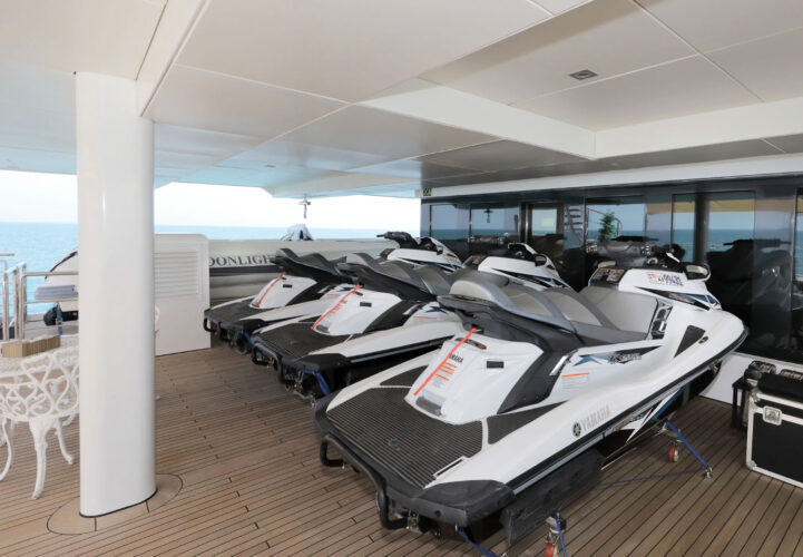 Moonlight II yacht charter French Riviera 31