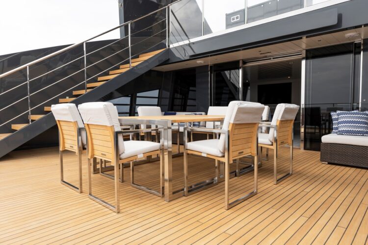 Location de yacht Ocean Pearl Côte d'Azur 12