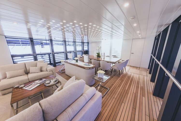 Location de yacht Ocean Pearl Côte d'Azur 17