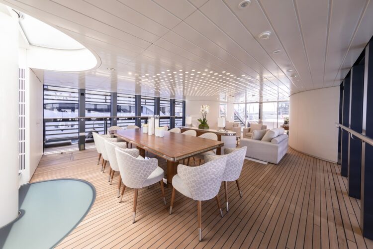 Location de yacht Ocean Pearl Côte d'Azur 19