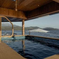 Pink Shadow yacht charter French Riviera 16