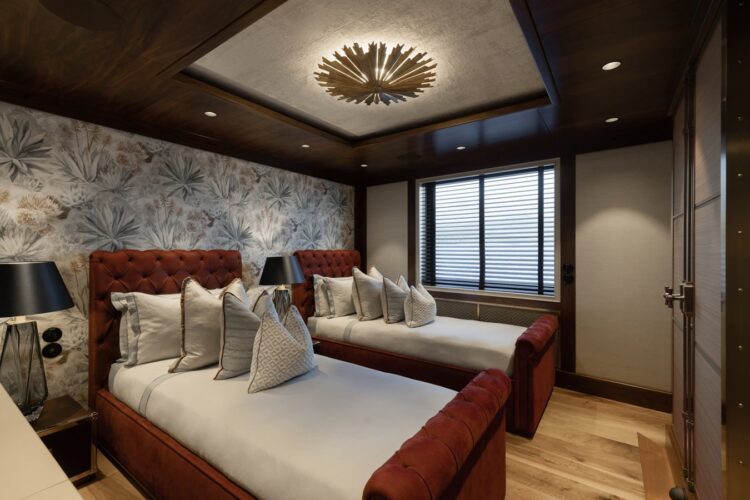 Pink Shadow yacht charter French Riviera 5
