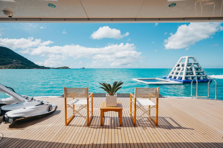 Quantum of Solace yacht charter French Riviera 13