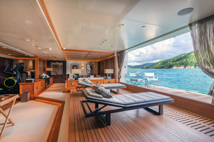Quantum of Solace yacht charter French Riviera 17