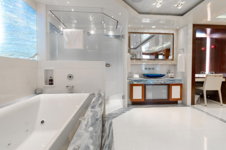 Quantum of Solace yacht charter French Riviera 23