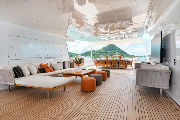 Quantum of Solace yacht charter French Riviera 9