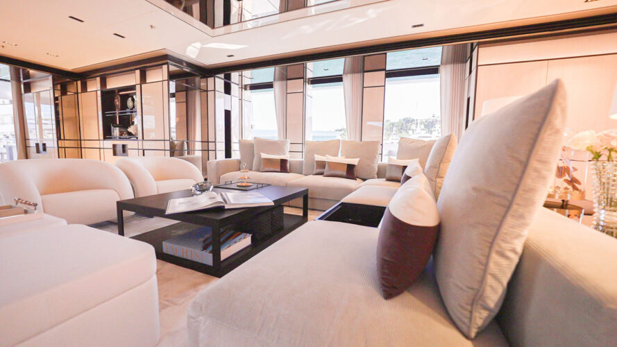 RELIANCE yacht charter French Riviera 27