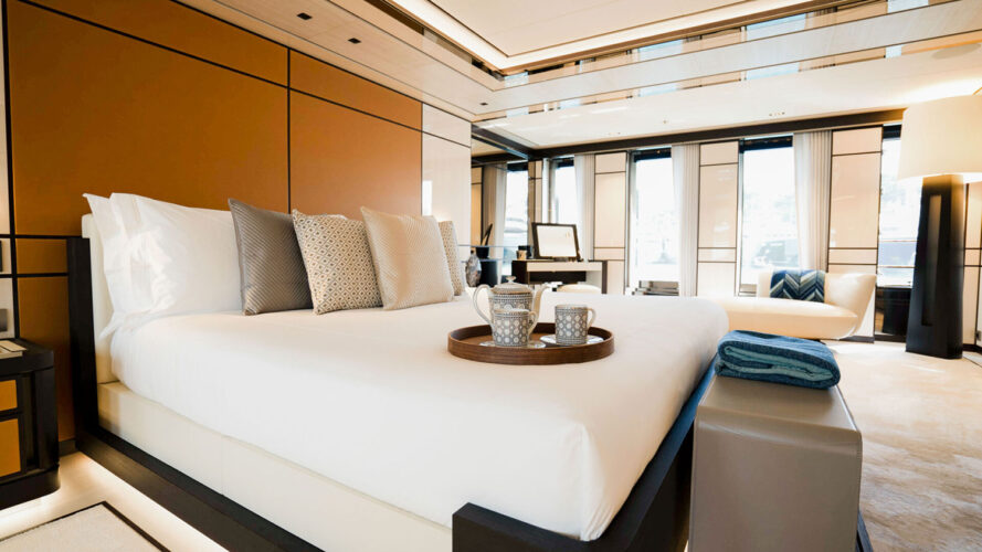 RELIANCE yacht charter French Riviera 5