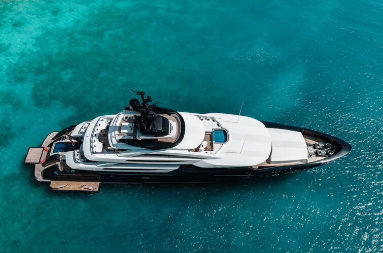 Resilience yacht charter French Riviera 1