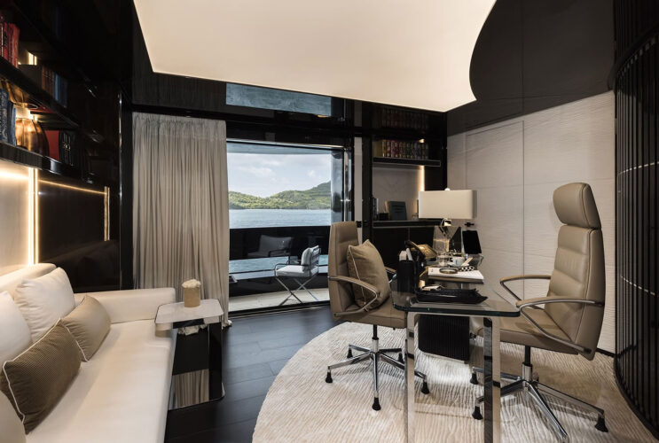Resilience yacht charter French Riviera 25