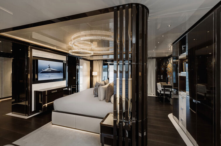 Resilience yacht charter French Riviera 27